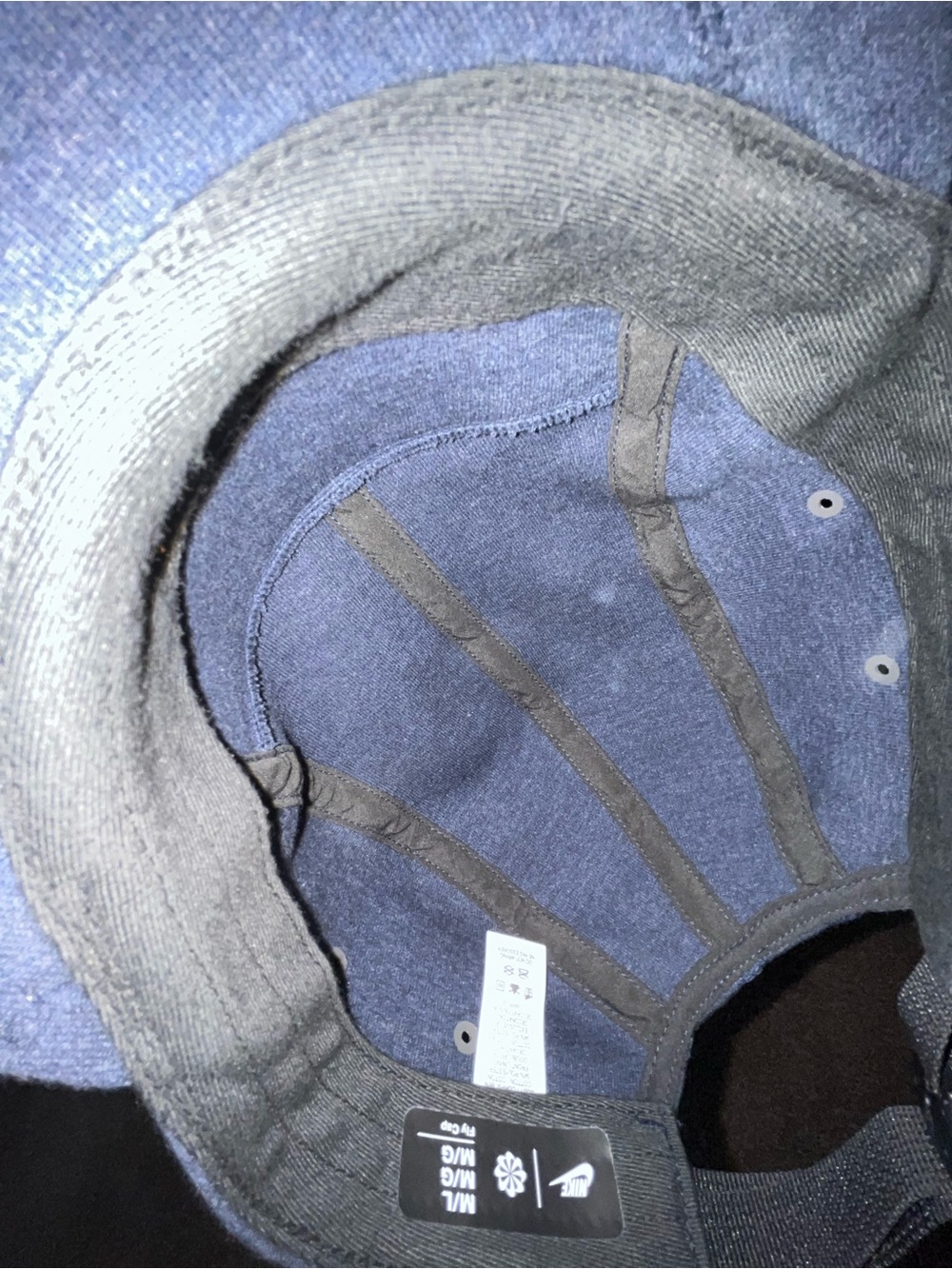 Nike Cap - Picture 3 of 4